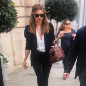 Meet your Posher, Dustin